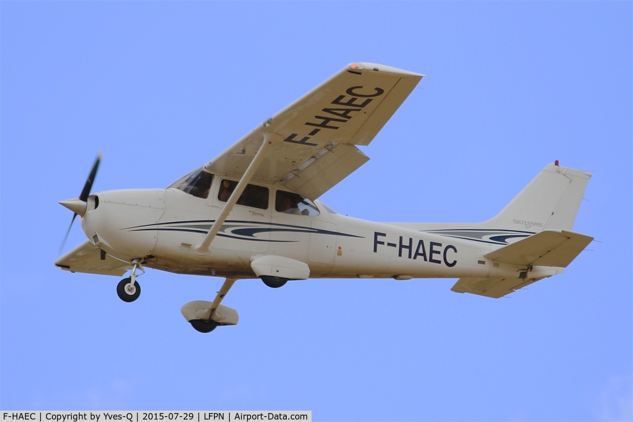 F-HAEC, Cessna 172S C/N 172S10041, Cessna 172S Skyhawk, Short approach rwy 25R, Toussus-Le-Noble airport (LFPN-TNF)