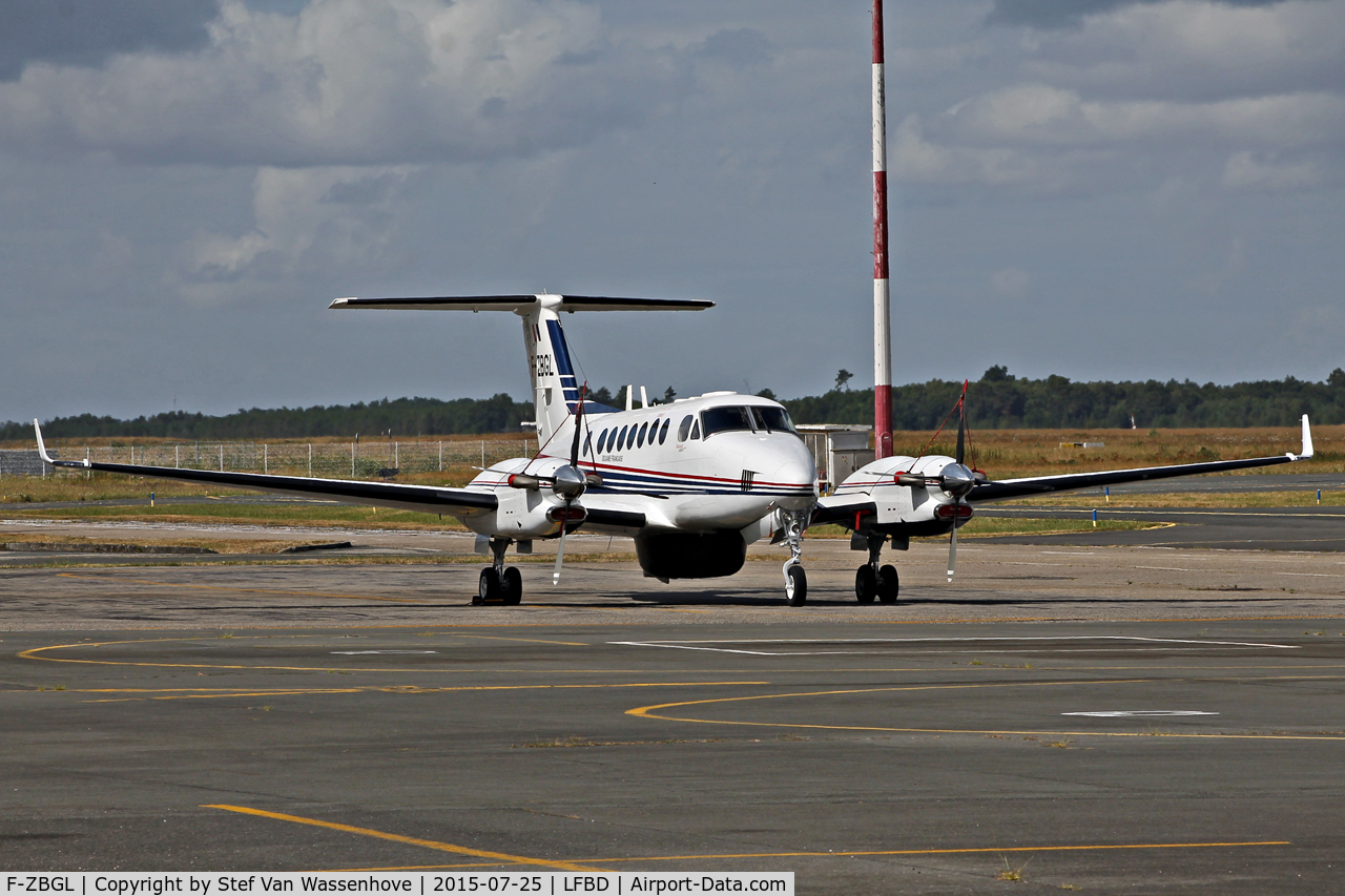 F-ZBGL, Hawker Beechcraft 350ER Super King Air (B300CER) C/N FL-746, Bordeaux-Mérignac airport.