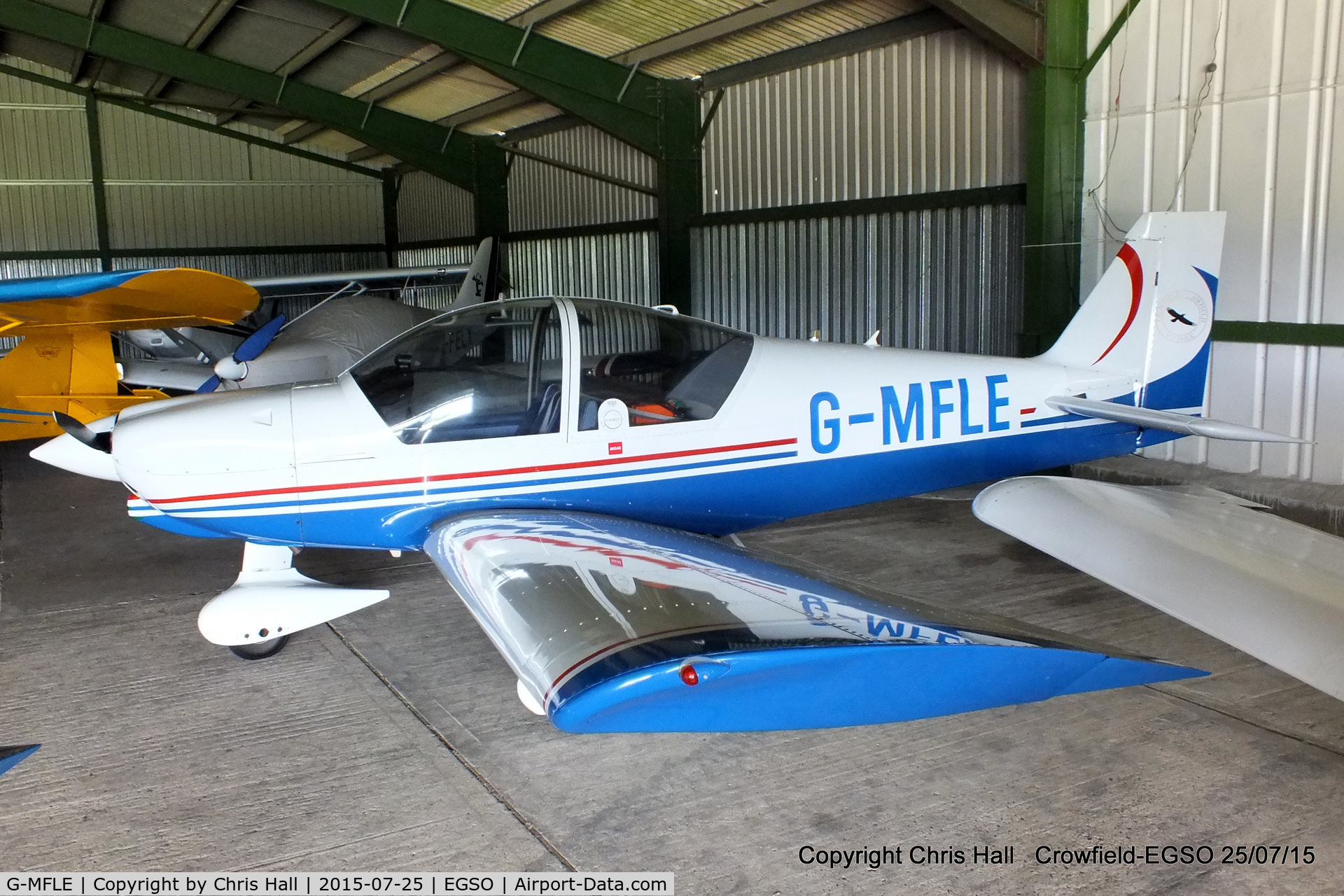 G-MFLE, 1999 Robin HR-200-120B C/N 335, at Crowfield Airfield