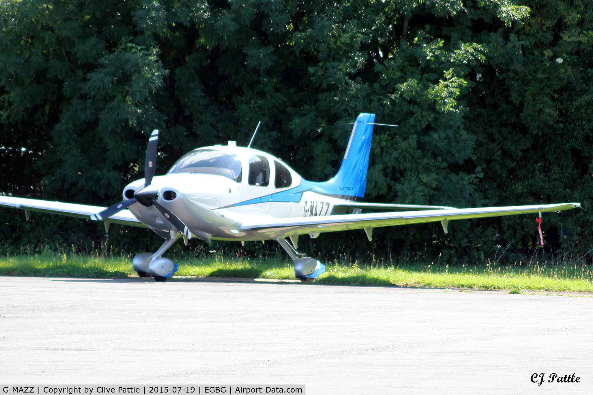 G-MAZZ, 2014 Cirrus SR22 C/N 4135, Parked at Leicester EGBG