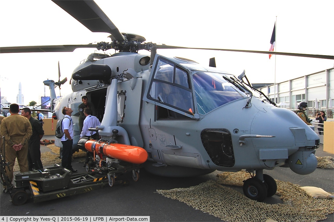4, 2010 NHI NH-90 NFH Caiman C/N 1075, NHI NH-90 NFH Caiman, Static display, Paris-Le Bourget (LFPB-LBG) Air show 2015