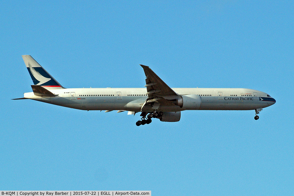 B-KQM, 2014 Boeing 777-367/ER C/N 41433, Boeing 777-367ER [41433] ()Cathay Pacific Airways) Home~G 22/07/2015. On approach 27L.