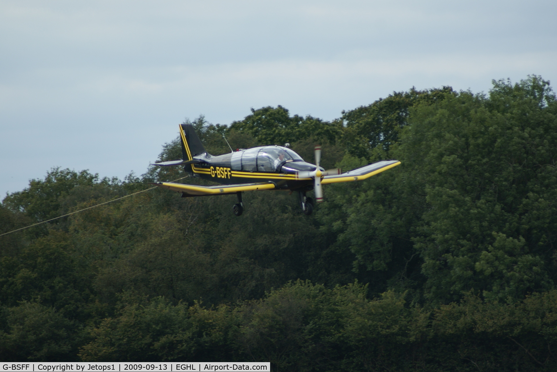 G-BSFF, 1978 Robin DR-400-180R Remorqueur Regent C/N 1295, Glider Towing at Lasham Gliding Club