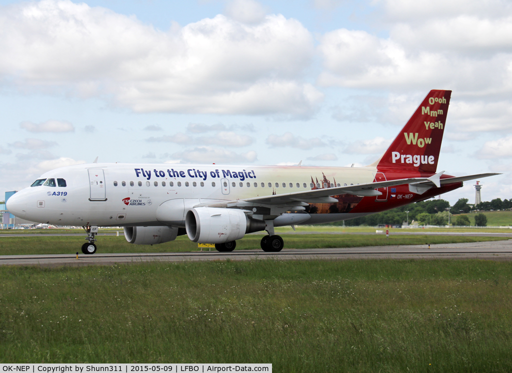 OK-NEP, 2008 Airbus A319-111 C/N 3660, Taxiing to the Terminal... in special Prague c/s
