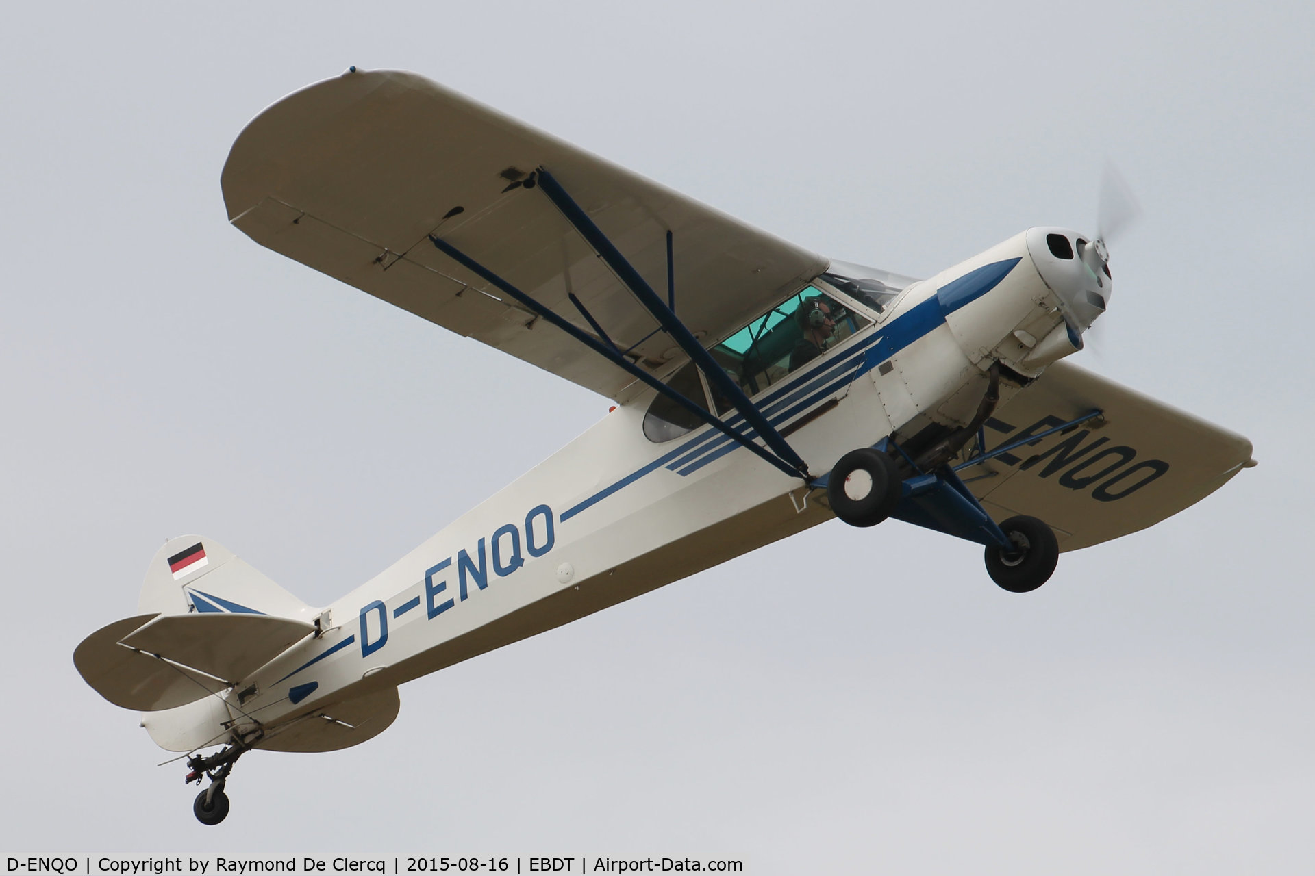 D-ENQO, Piper PA-18-150 Super Cub Super Cub C/N 18-8202, Oldtimer Fly-in Schaffen 2015.