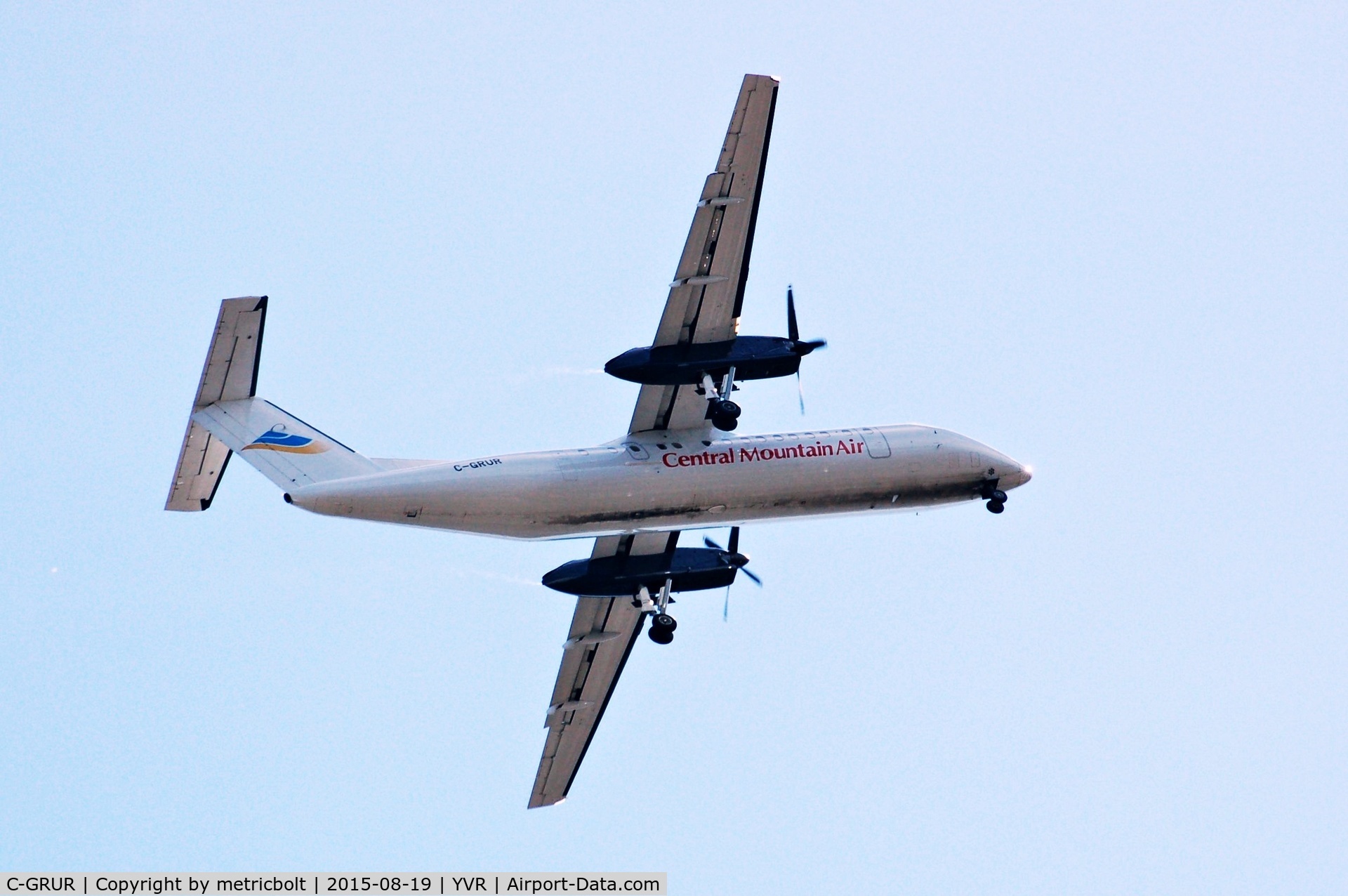 C-GRUR, 1991 De Havilland Canada DHC-8-311 Dash 8 C/N 256, Arrival from Calgary