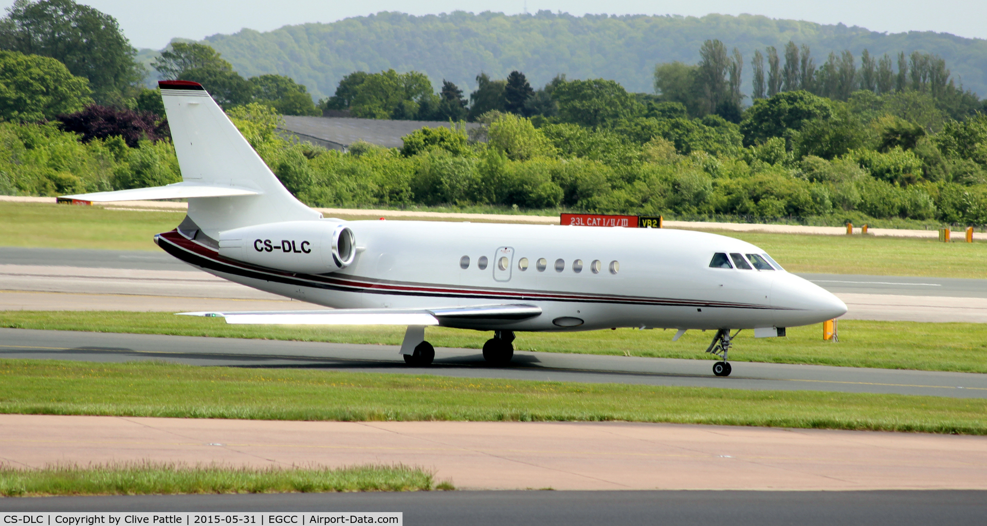 CS-DLC, 2006 Dassault Falcon 2000EX C/N 98, Arrival