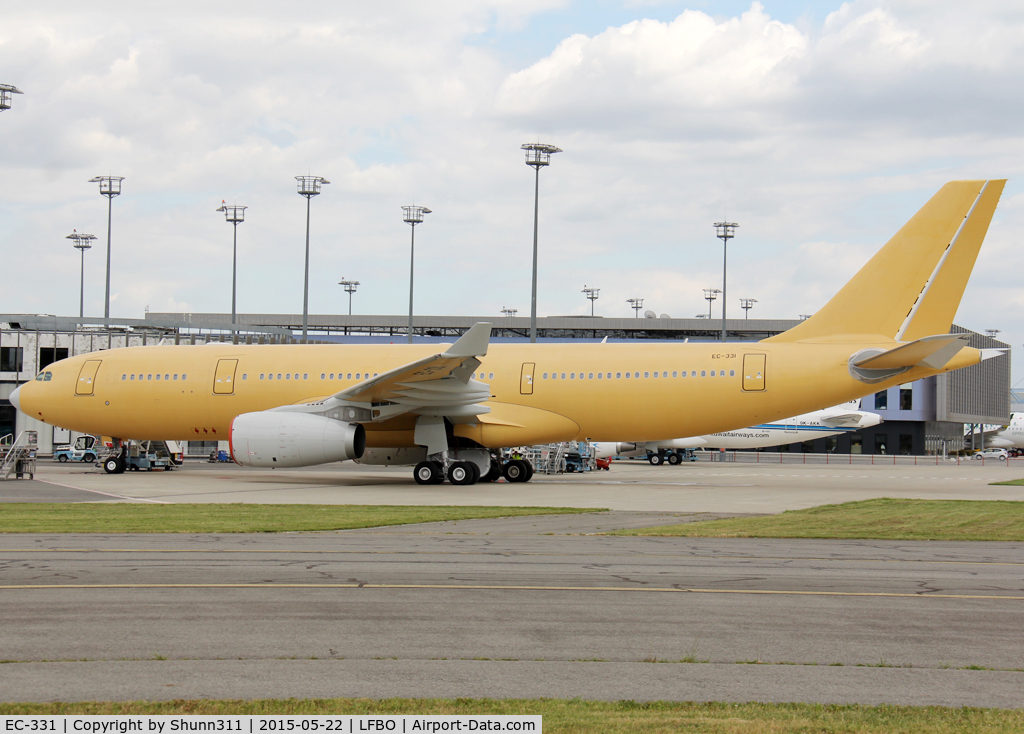 EC-331, 2015 Airbus A330-243MRTT (KC2 Voyager) C/N 1610, C/n 1610 - Ready for delivery to Airbus Military for conversion as an MRTT