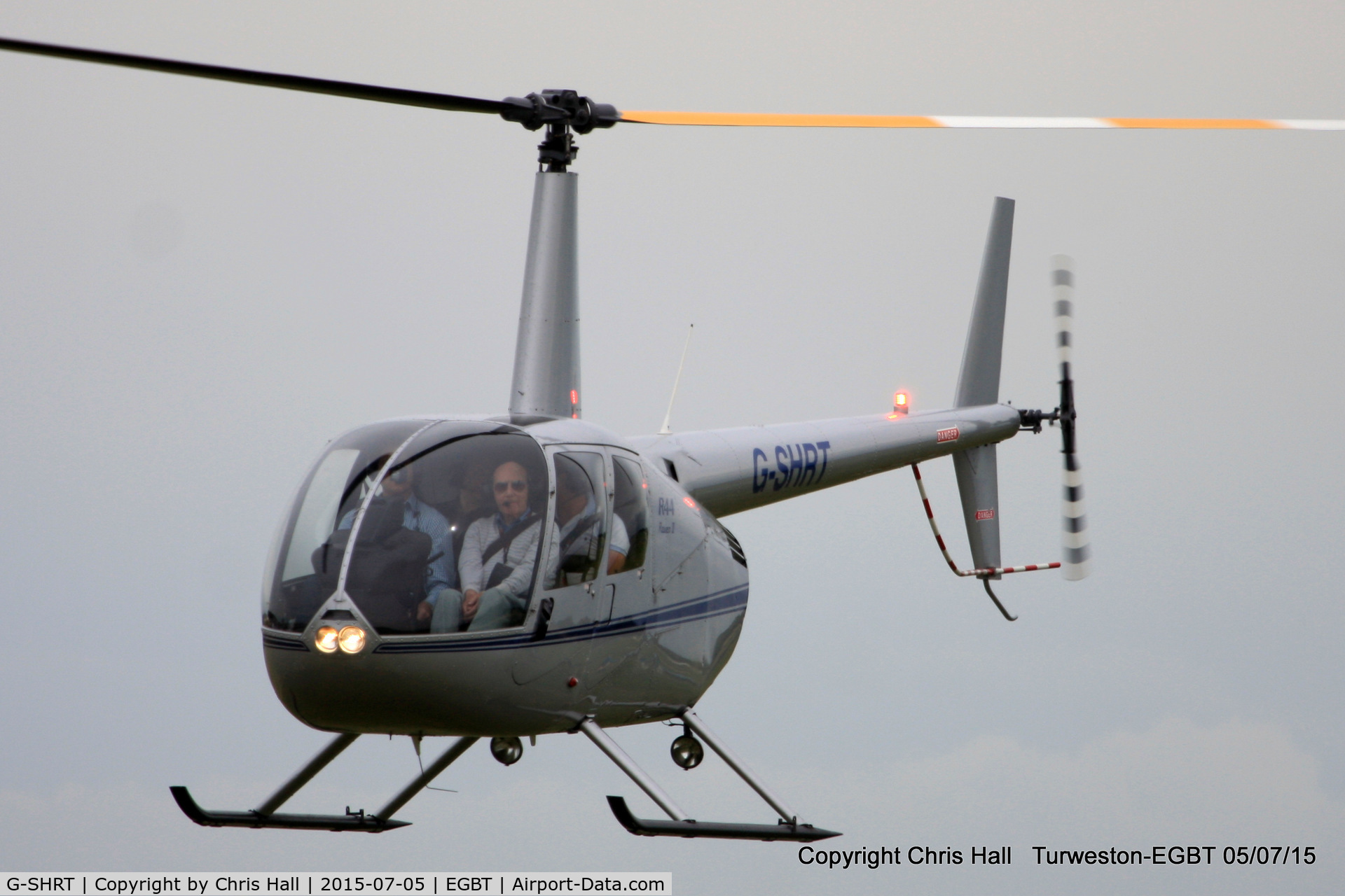 G-SHRT, 2004 Robinson R44 II C/N 10473, ferrying race fans to the British F1 Grand Prix at Silverstone