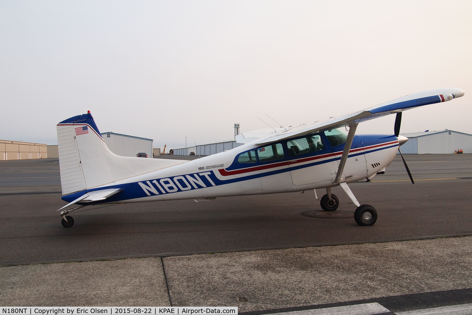 N180NT, 1977 Cessna 180K Skywagon C/N 18052813, Cessna 180K that was part of Challenge Air 2015 at Paine Field
