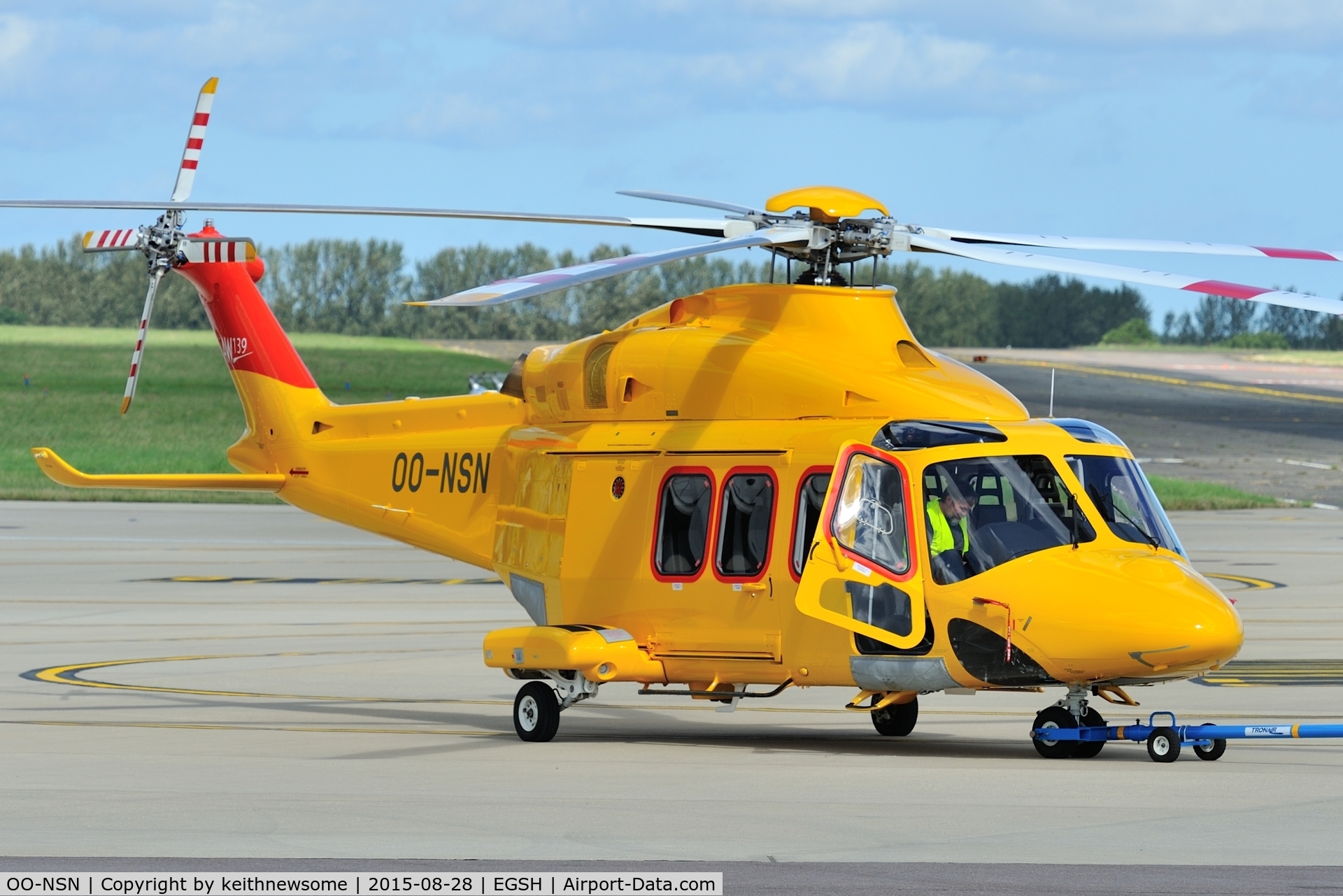 OO-NSN, 2015 AgustaWestland AW-139 C/N 31700, Nice New Visitor.