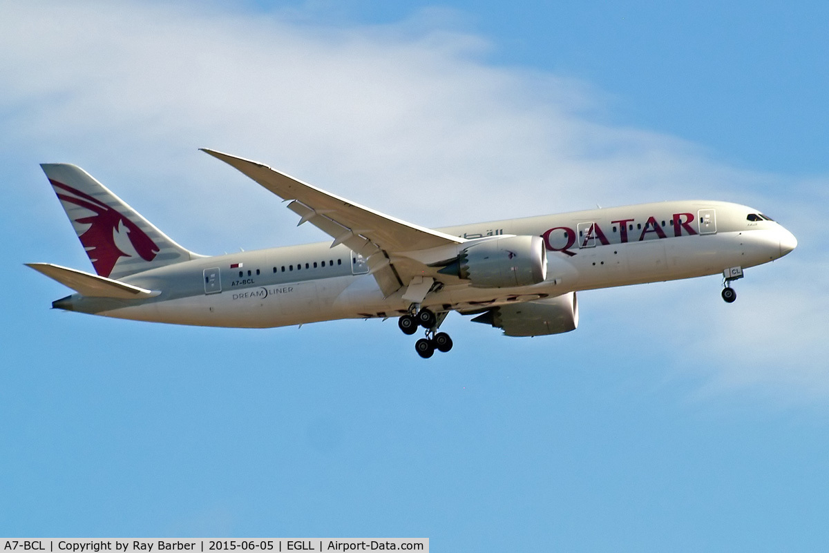 A7-BCL, 2012 Boeing 787-8 Dreamliner C/N 38330, Boeing 787-8 Dreamliner [38330] (Qatar Airways) Home~G 05/06/2015. On approach 27L.