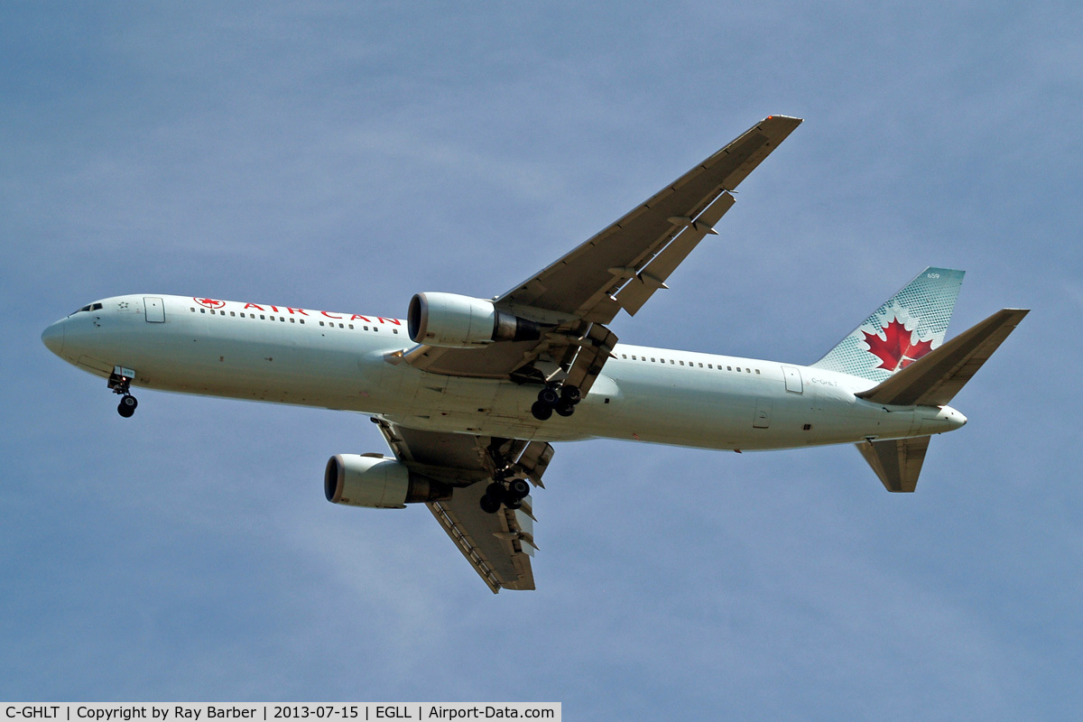 C-GHLT, 2001 Boeing 767-333 C/N 30850, Boeing 767-333ER [30850] (Air Canada) Home~G 15/07/2013. On approach 27R.