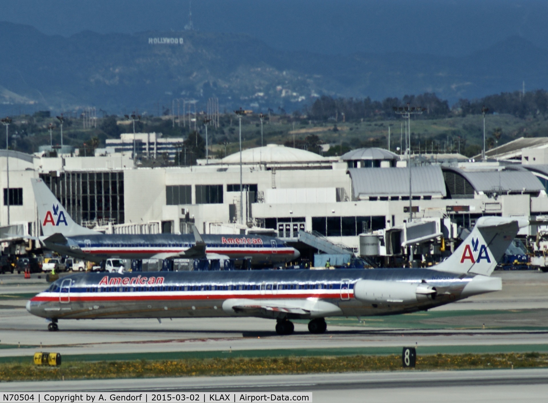 N70504, 1989 McDonnell Douglas MD-82 (DC-9-82) C/N 49798, American Airlines, and she flies and flies and flies...here seen shortly after landing at Los Angeles Int'l(KLAX)