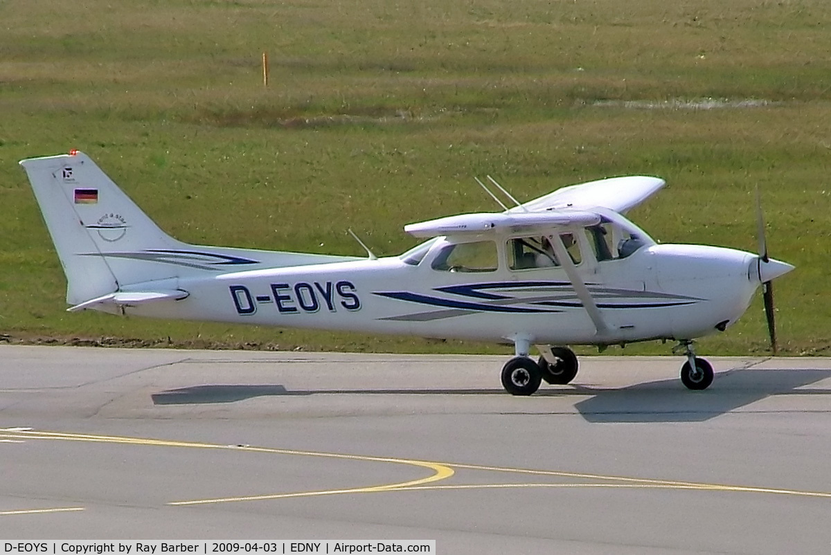 D-EOYS, 1978 Cessna 172N C/N 17269857, Cessna 172N Skyhawk [172-69857] Friedrichshafen~D 03/04/2009