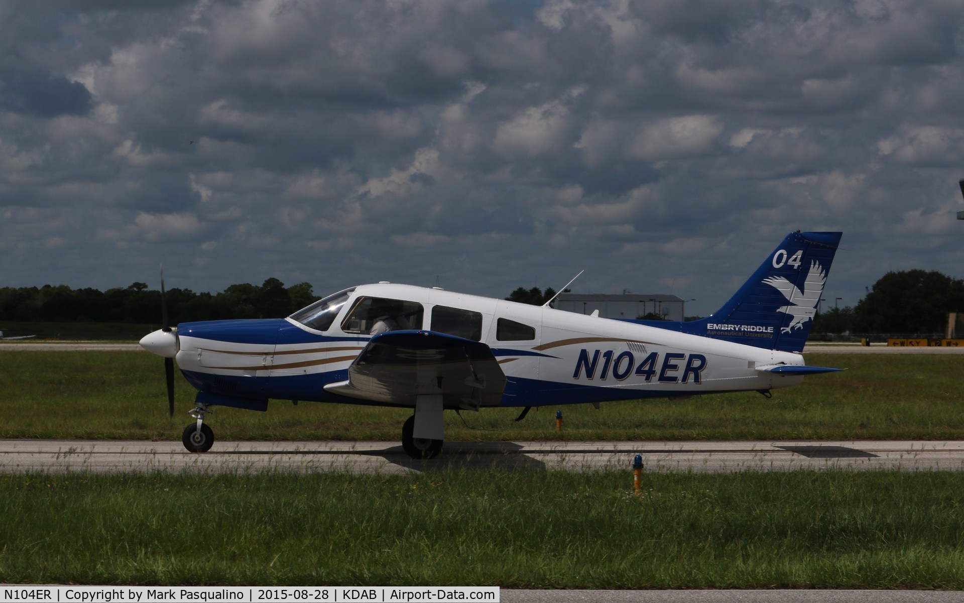 N104ER, 2007 Piper PA-28R-201 Cherokee Arrow III C/N 2844135, Piper PA-28R-201