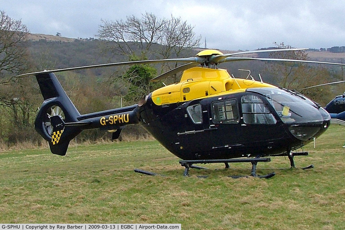 G-SPHU, 2002 Eurocopter EC-135T-2 C/N 0245, Eurocopter EC.135 T2+ [0245] (Bond Air Services) Cheltenham Racecourse~G 13/03/2009