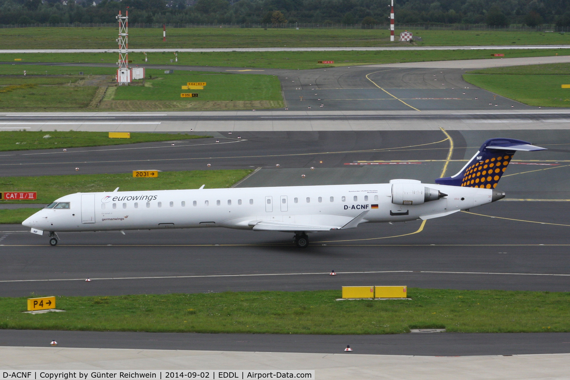 D-ACNF, 2009 Bombardier CRJ-900 (CL-600-2D24) C/N 15243, Taxiing