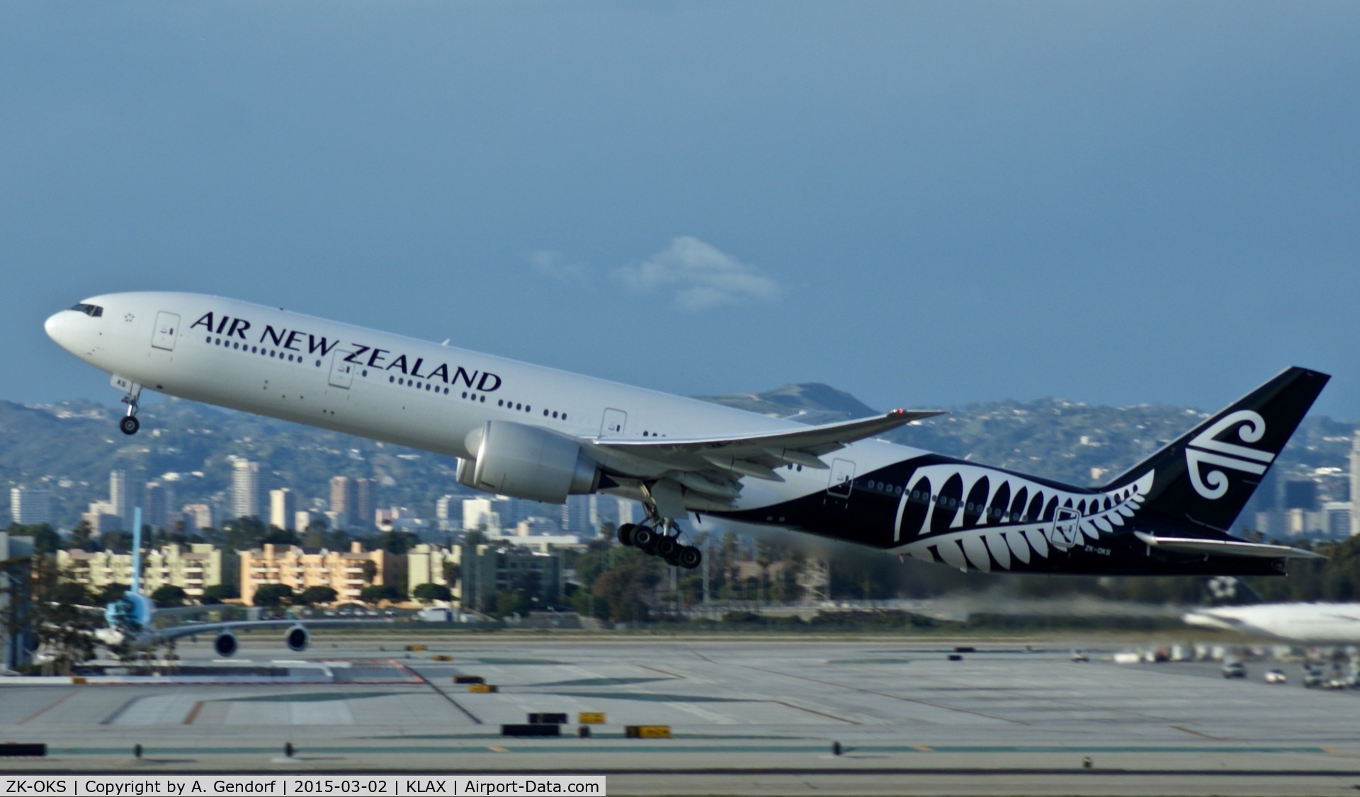 ZK-OKS, 2014 Boeing 777-306/ER C/N 44547, Air New Zealand, is here departing at Los Angeles Int'l(KLAX)