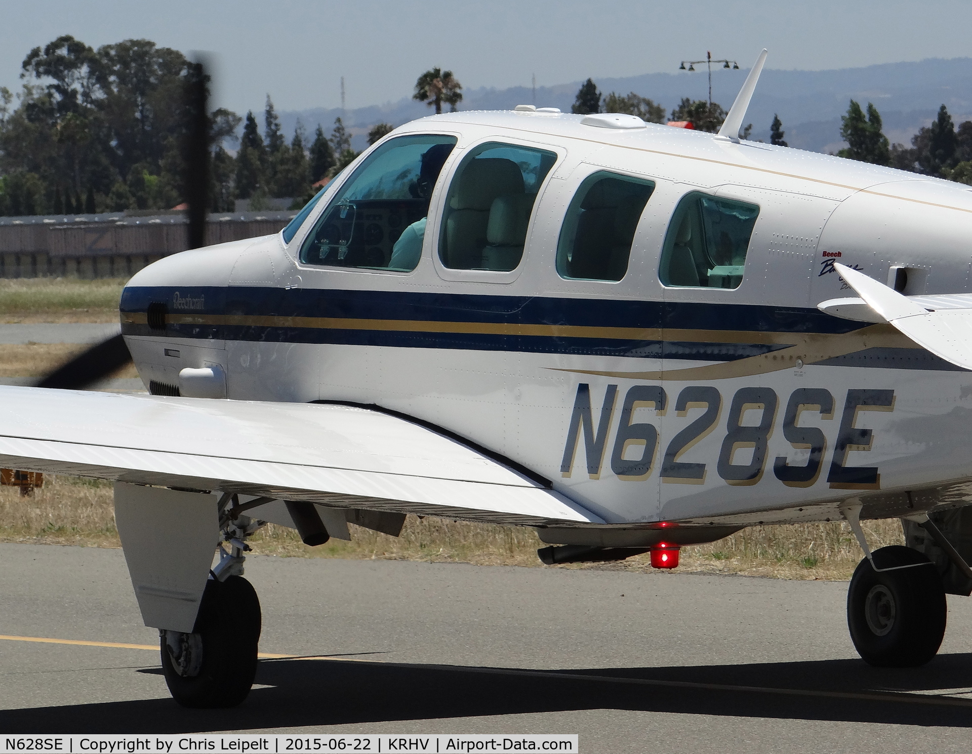 N628SE, 2000 Raytheon Aircraft Company B36TC Bonanza C/N EA-655, Locally-based 2000 Beechcraft B36TC (Jaguar Special Edition) taxing to its hangar after landing at Reid Hillview Airport, San Jose, CA.