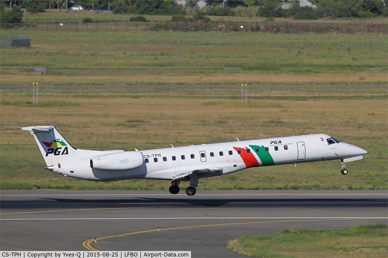 CS-TPH, 1997 Embraer EMB-145EP (ERJ-145EP) C/N 145017, Embraer EMB-145EP, Landing rwy 14R, Toulouse-Blagnac airport (LFBO-TLS)