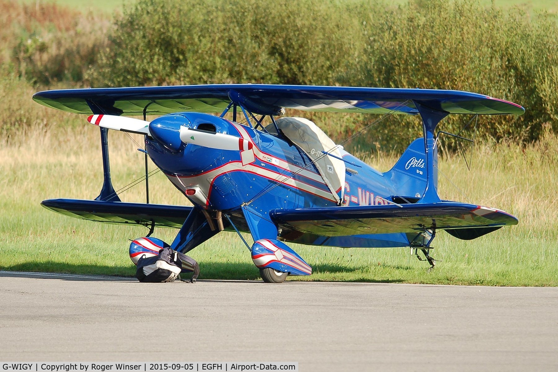 G-WIGY, 1991 Pitts S-1S Special C/N 7-0115, Visiting biplane.