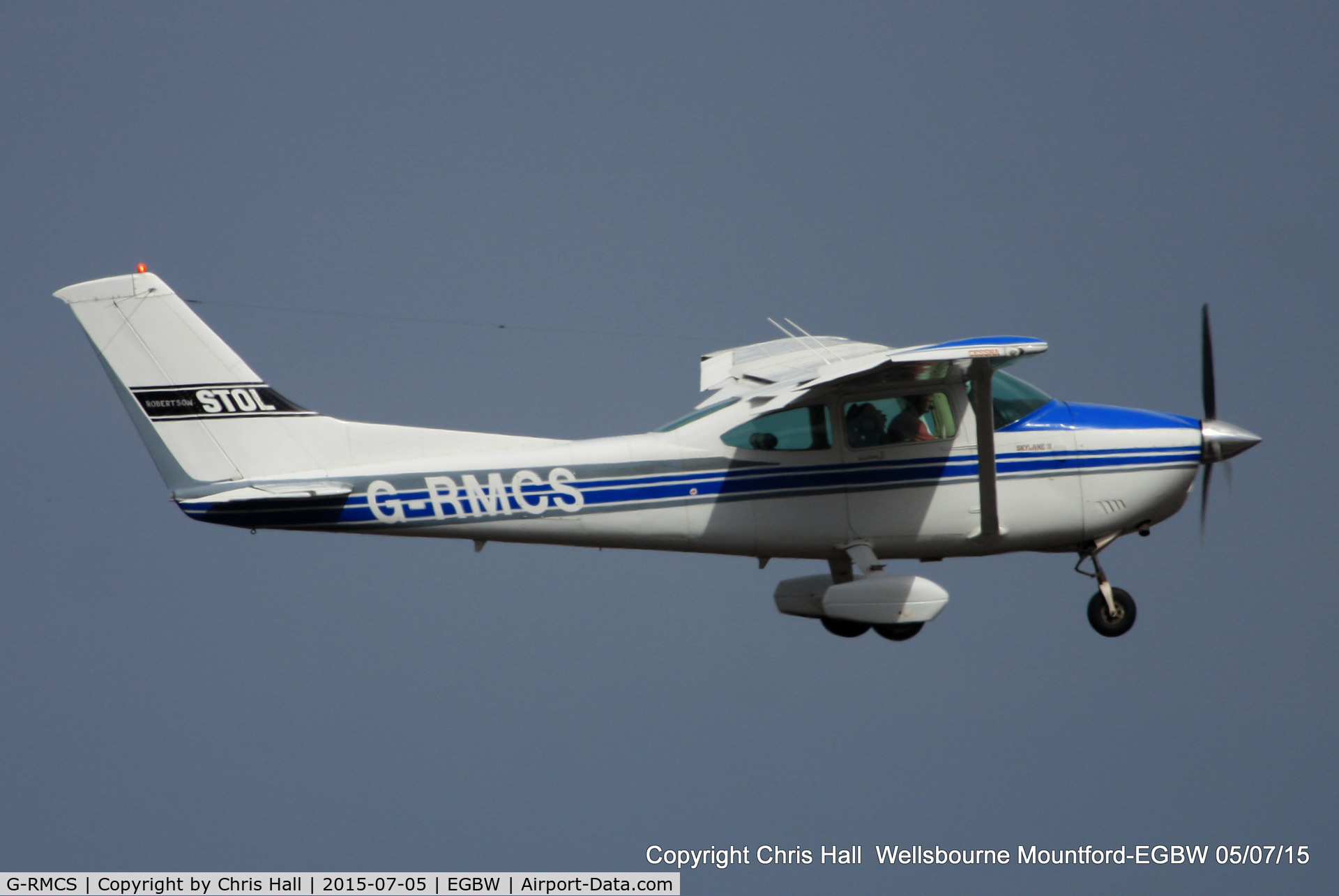 G-RMCS, 1982 Cessna 182R Skylane C/N 18268278, at Wellesbourne Mountford