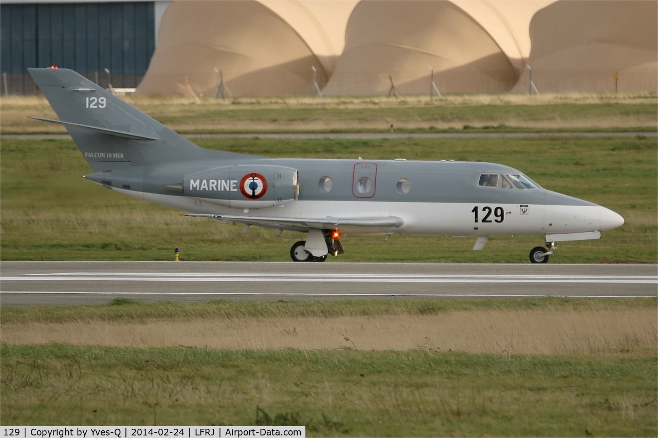 129, 1978 Dassault Falcon 10MER C/N 129, Dassault Falcon 10 MER, Taxiing after landing rwy 26, Landivisiau Naval Air Base (LFRJ)