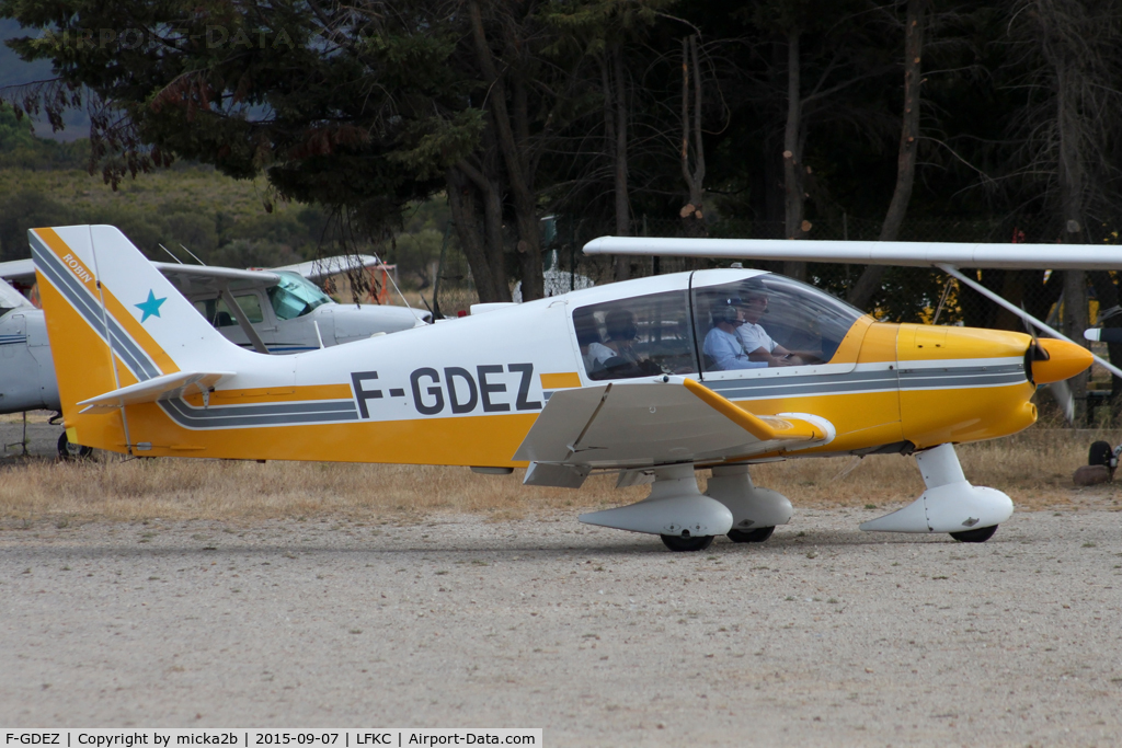 F-GDEZ, Robin DR-400-120 C/N 1579, Taxiing
