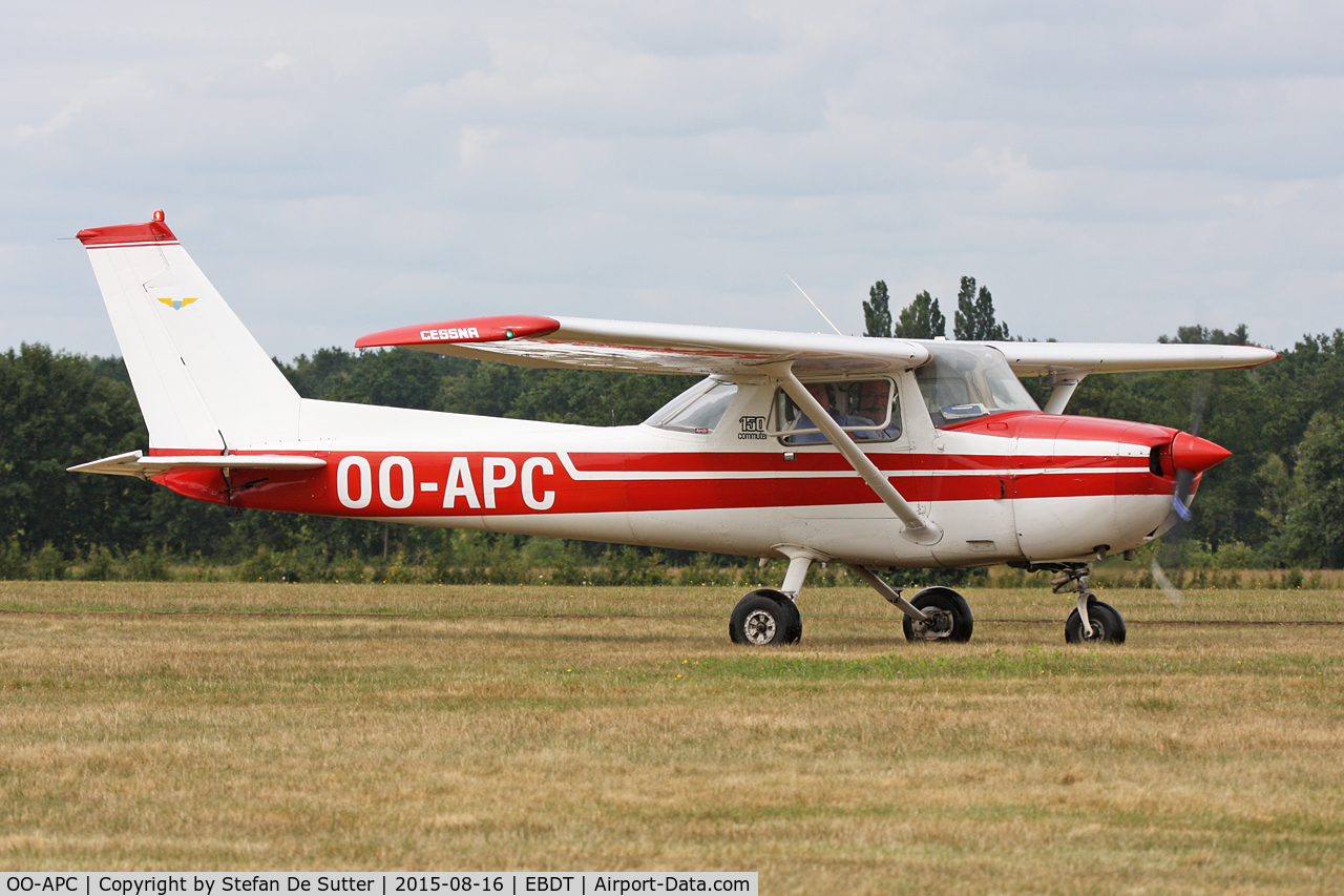 OO-APC, 1976 Cessna 150M C/N 15078295, Schaffen Old Timer Fly In 2015.