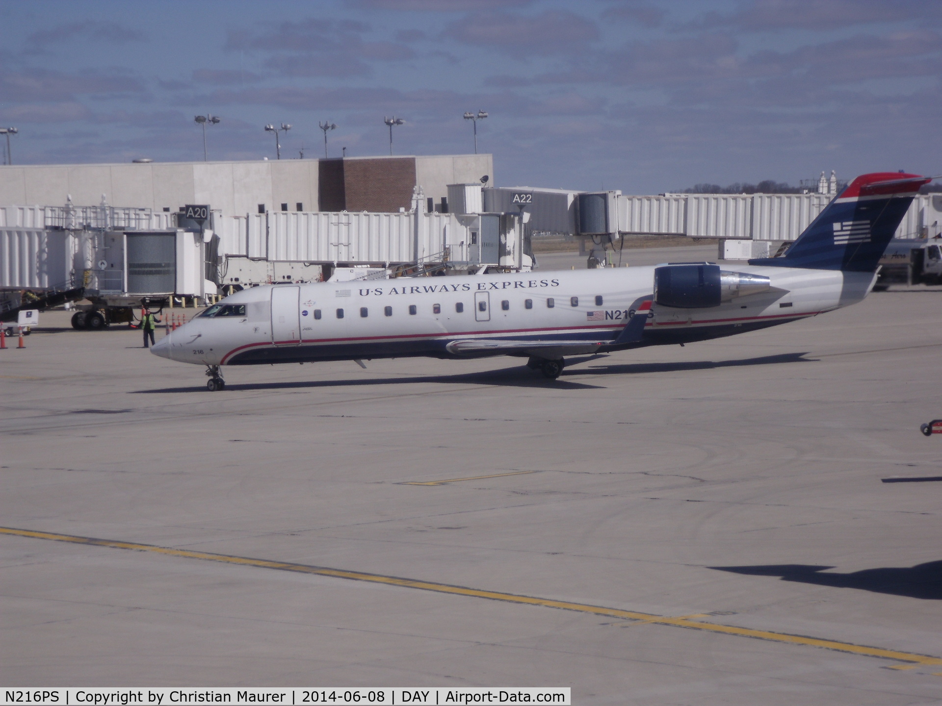 N216PS, 2003 Bombardier CRJ-200ER (CL-600-2B19) C/N 7882, PSA Airlines