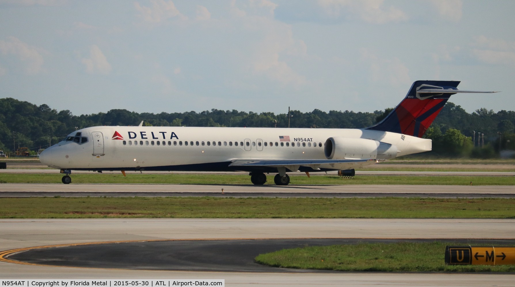 N954AT, 2000 Boeing 717-2BD C/N 55016, Delta