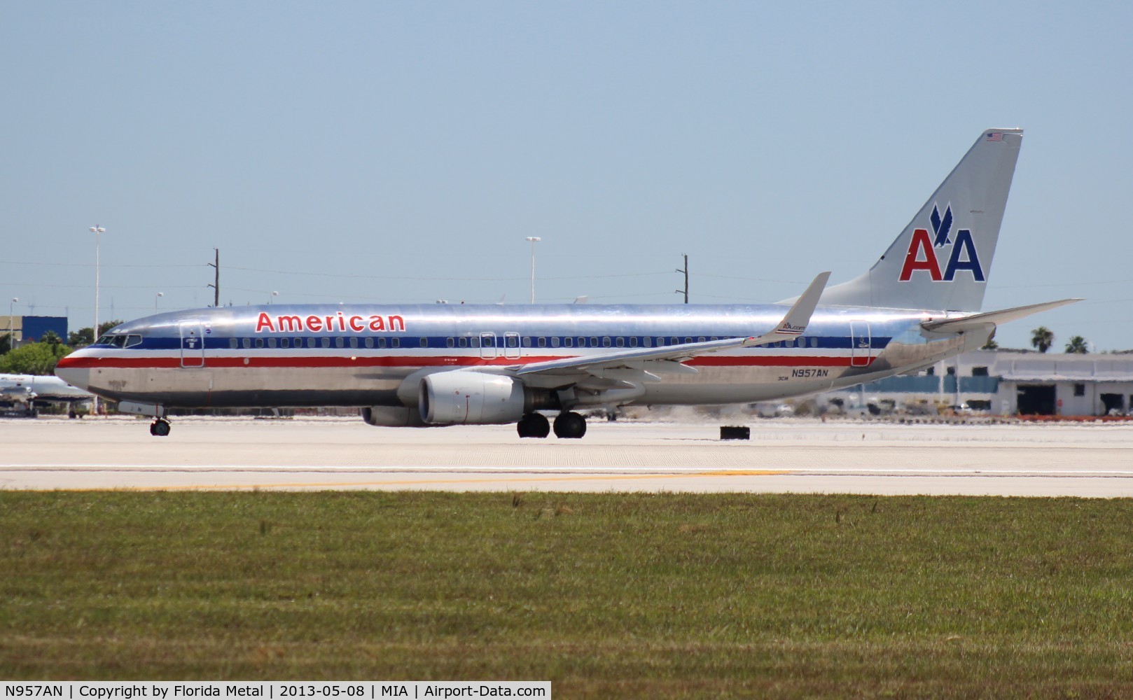 N957AN, 2001 Boeing 737-823 C/N 29541, American