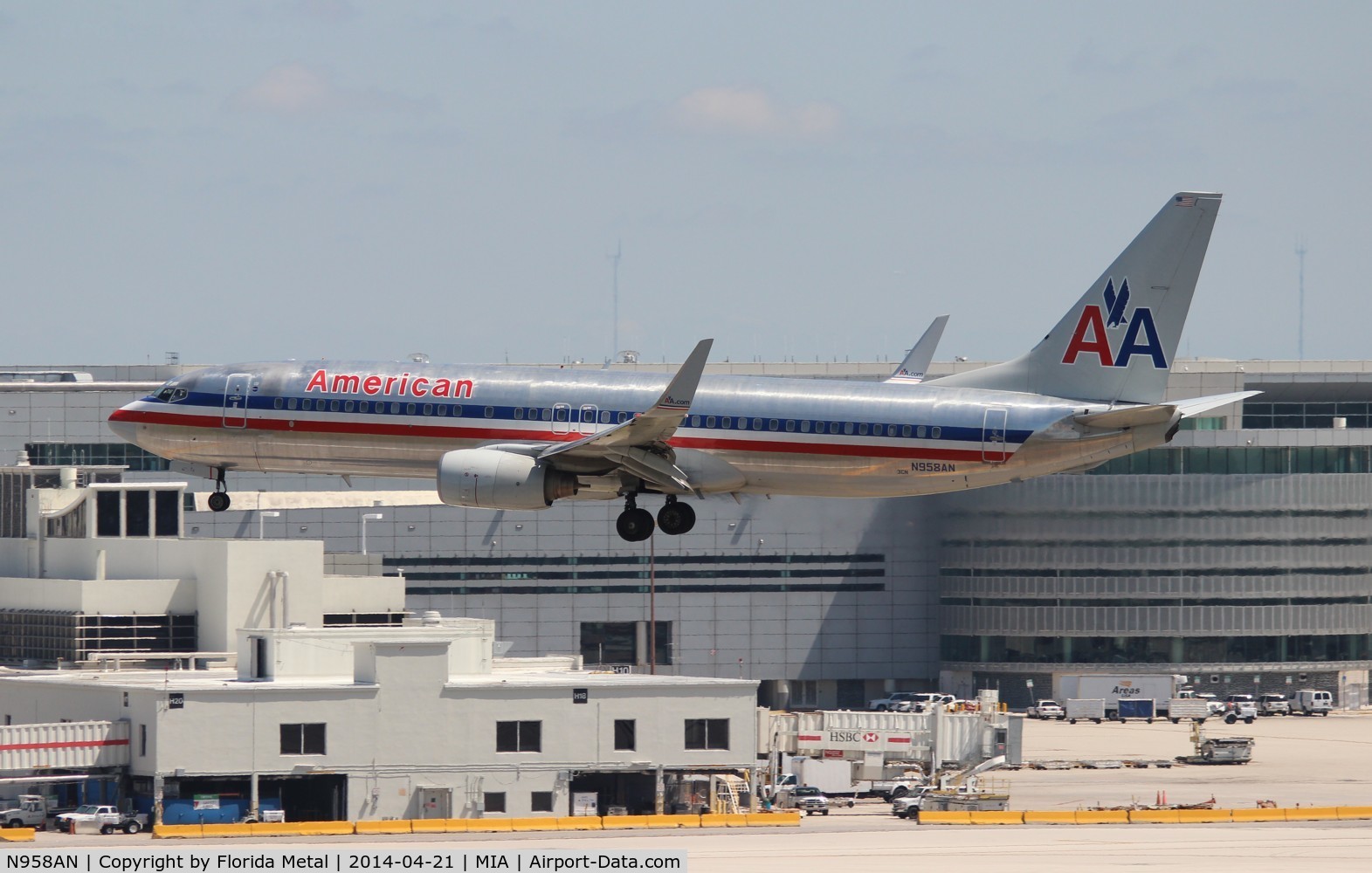 N958AN, 2001 Boeing 737-823 C/N 30091, American