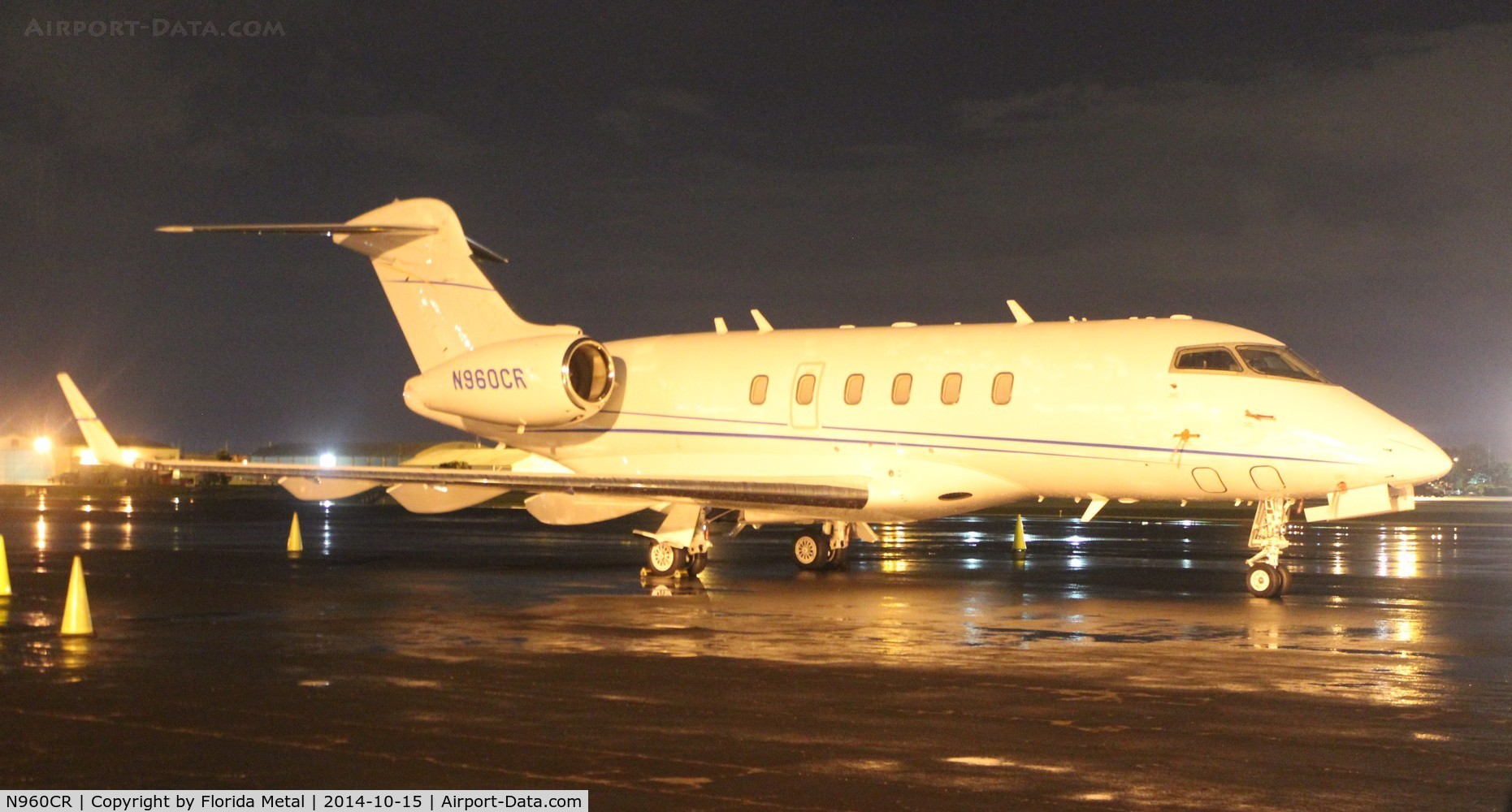 N960CR, 2005 Bombardier Challenger 300 (BD-100-1A10) C/N 20080, Challenger 300