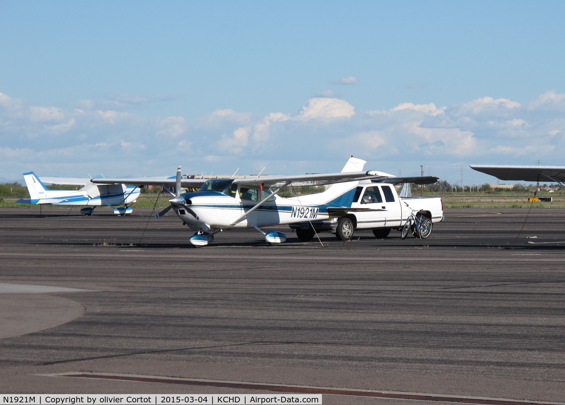 N1921M, 1975 Cessna 182P Skylane C/N 18264483, Chandler, AZ