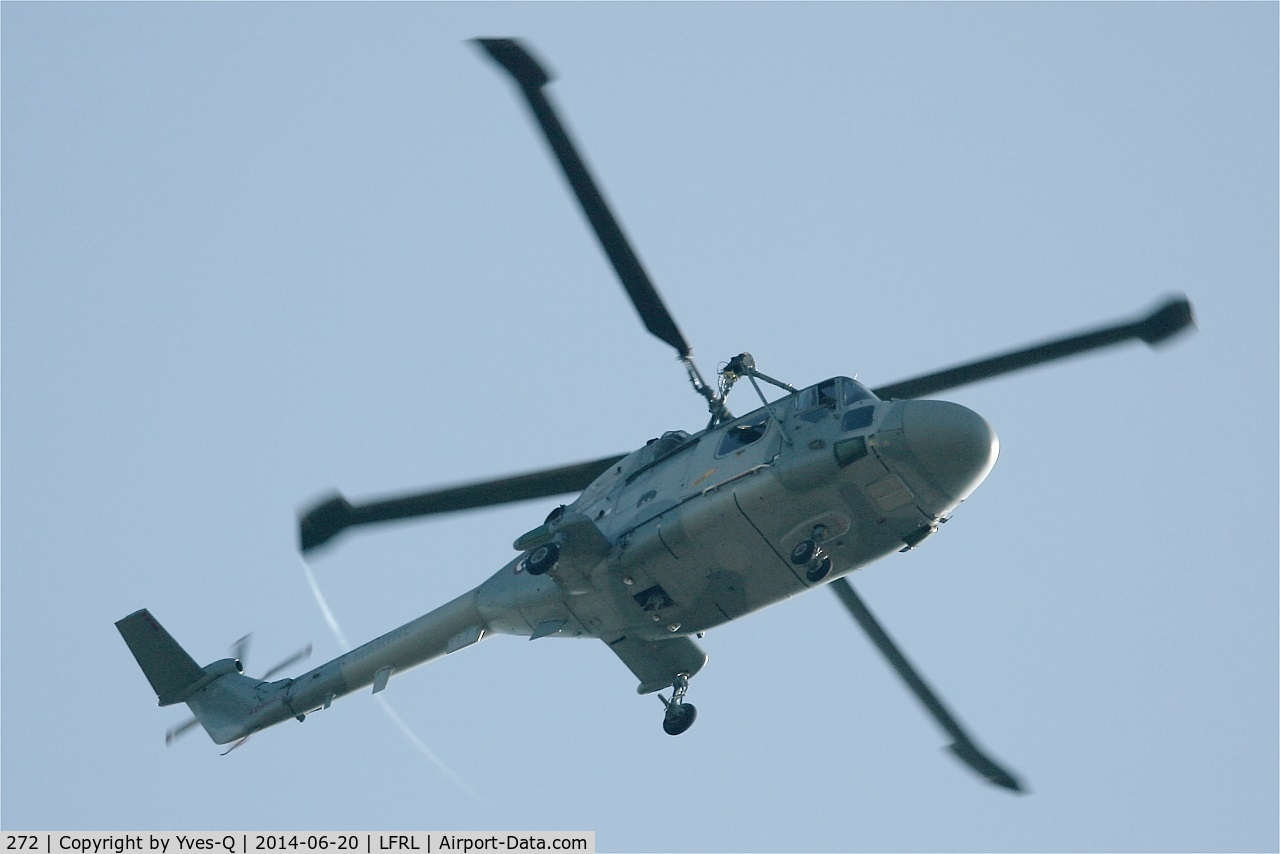 272, Westland Lynx HAS.2(FN) C/N 063, Westland WG-13 Lynx Mk.2, Flight over Lanvéoc-Poulmic Naval Air Base (LFRL)