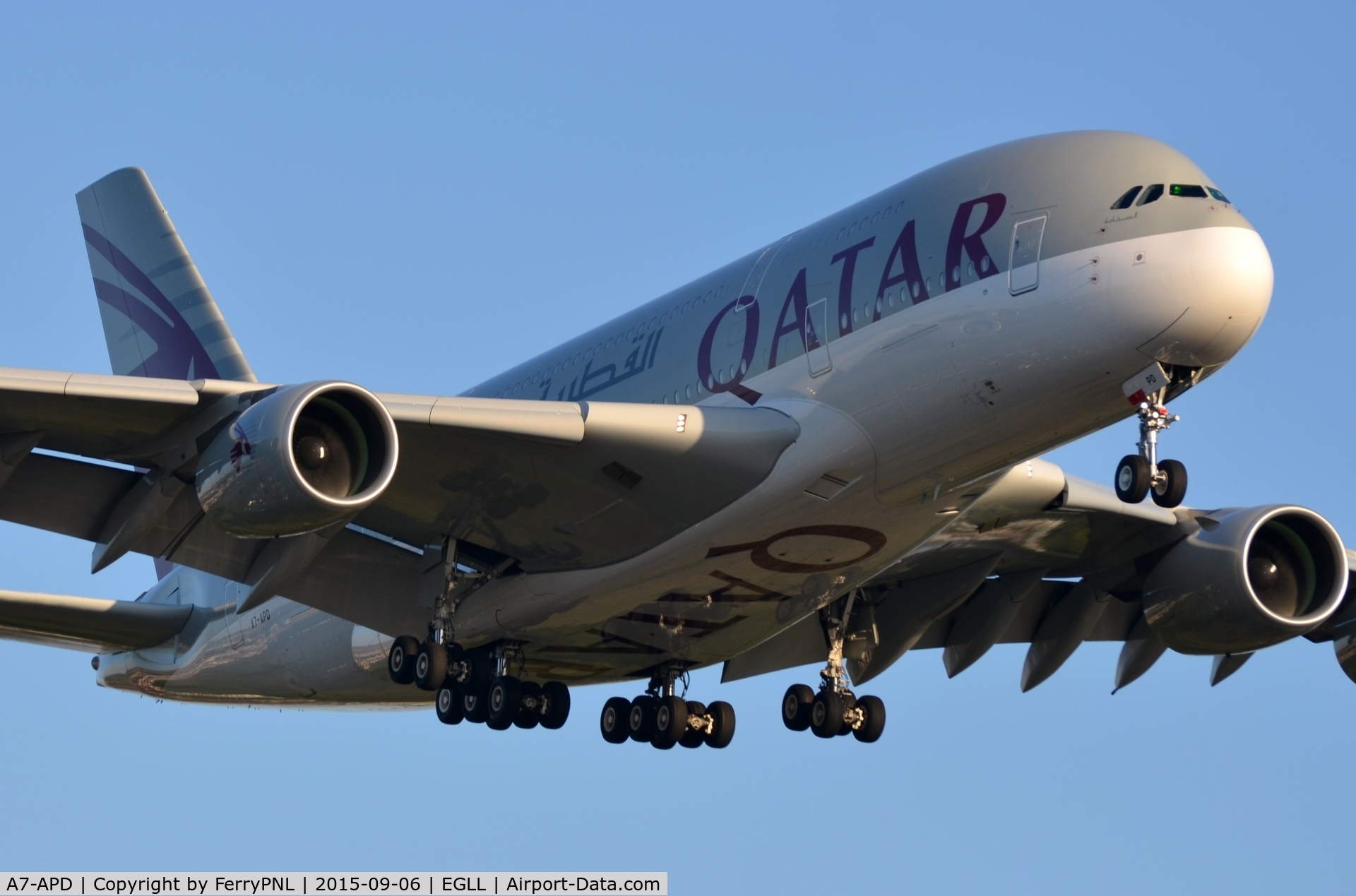 A7-APD, 2014 Airbus A380-861 C/N 160, Qatar A338 arriving in a faint evening sun