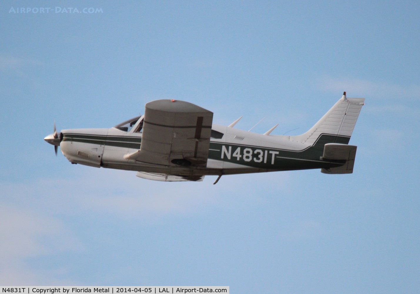 N4831T, 1972 Piper PA-28R-200 C/N 28R-7235120, PA-28R200