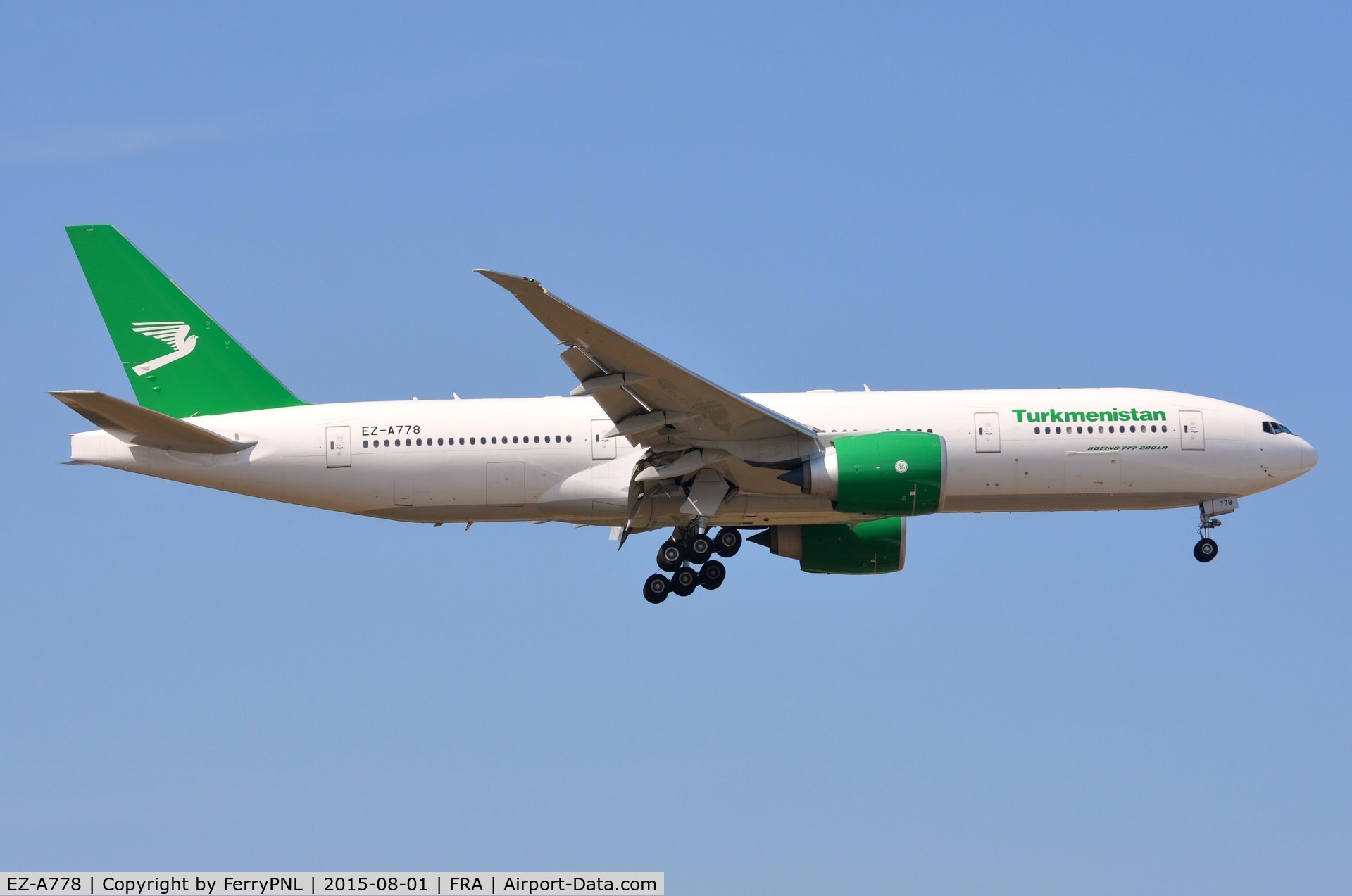 EZ-A778, 2014 Boeing 777-22K/LR C/N 42296, Turkmenistan B772 landing