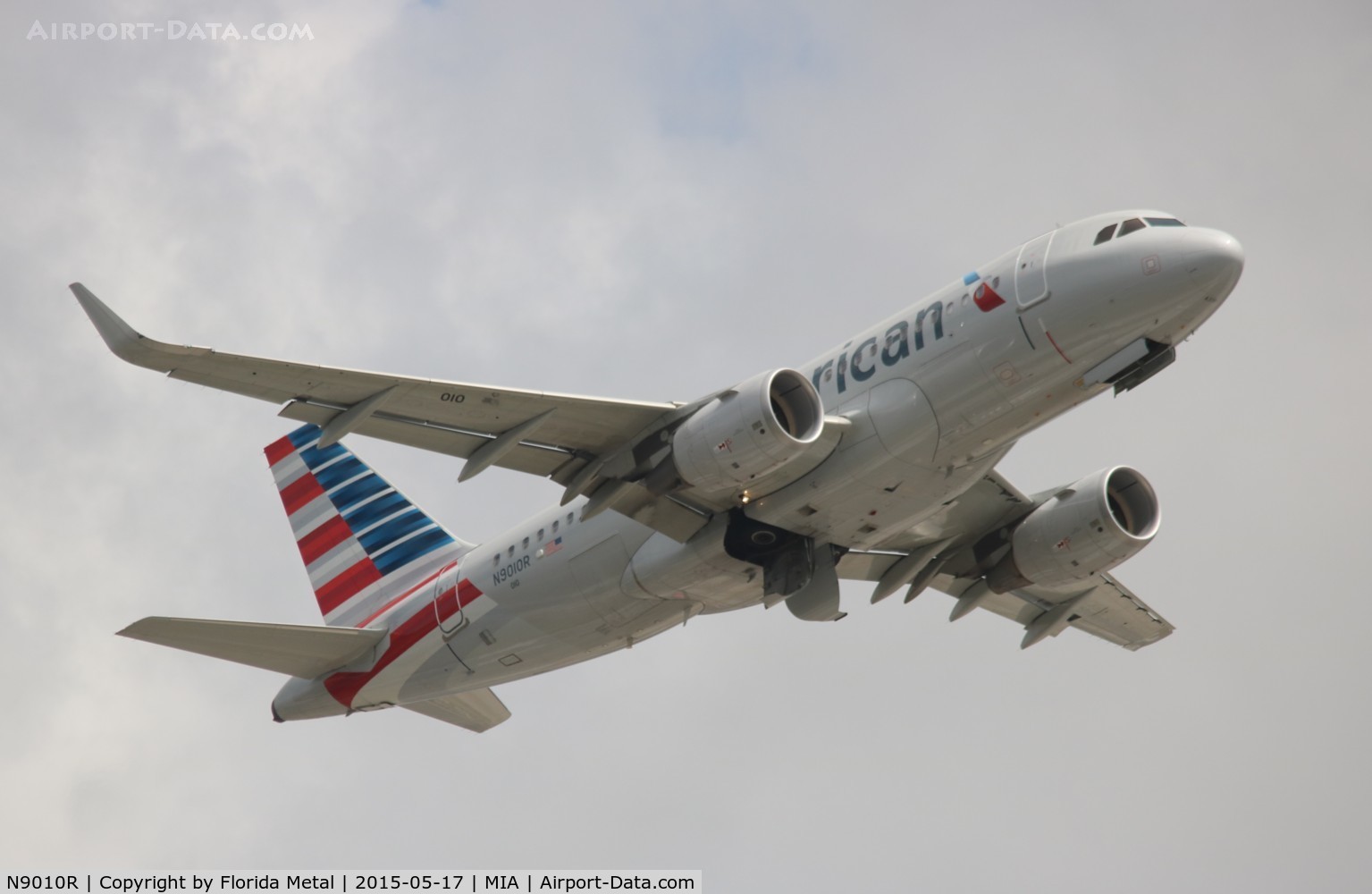 N9010R, 2013 Airbus A319-115 C/N 5789, American
