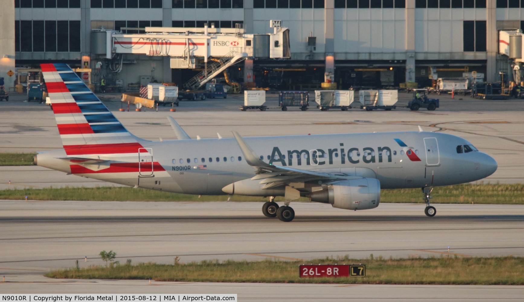 N9010R, 2013 Airbus A319-115 C/N 5789, American