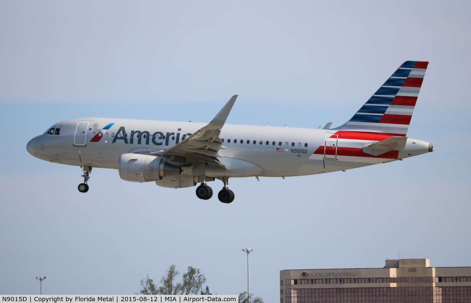 N9015D, 2013 Airbus A319-112 C/N 5327, American