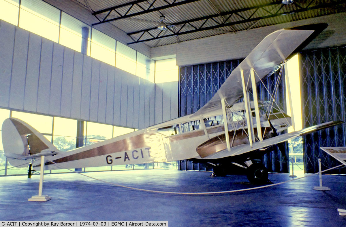 G-ACIT, 1933 De Havilland DH-84 Dragon 1 C/N 6039, De Havilland DH.84 Dragon 1 [6039] Southend~G 03/07/1974. From a slide.