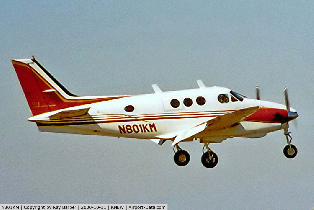 N801KM, 1966 Beech 65-A90 C/N LJ-218, Beech A90 King Air [LJ-218] New Orleans-Lakefront ~N 11/10/2000