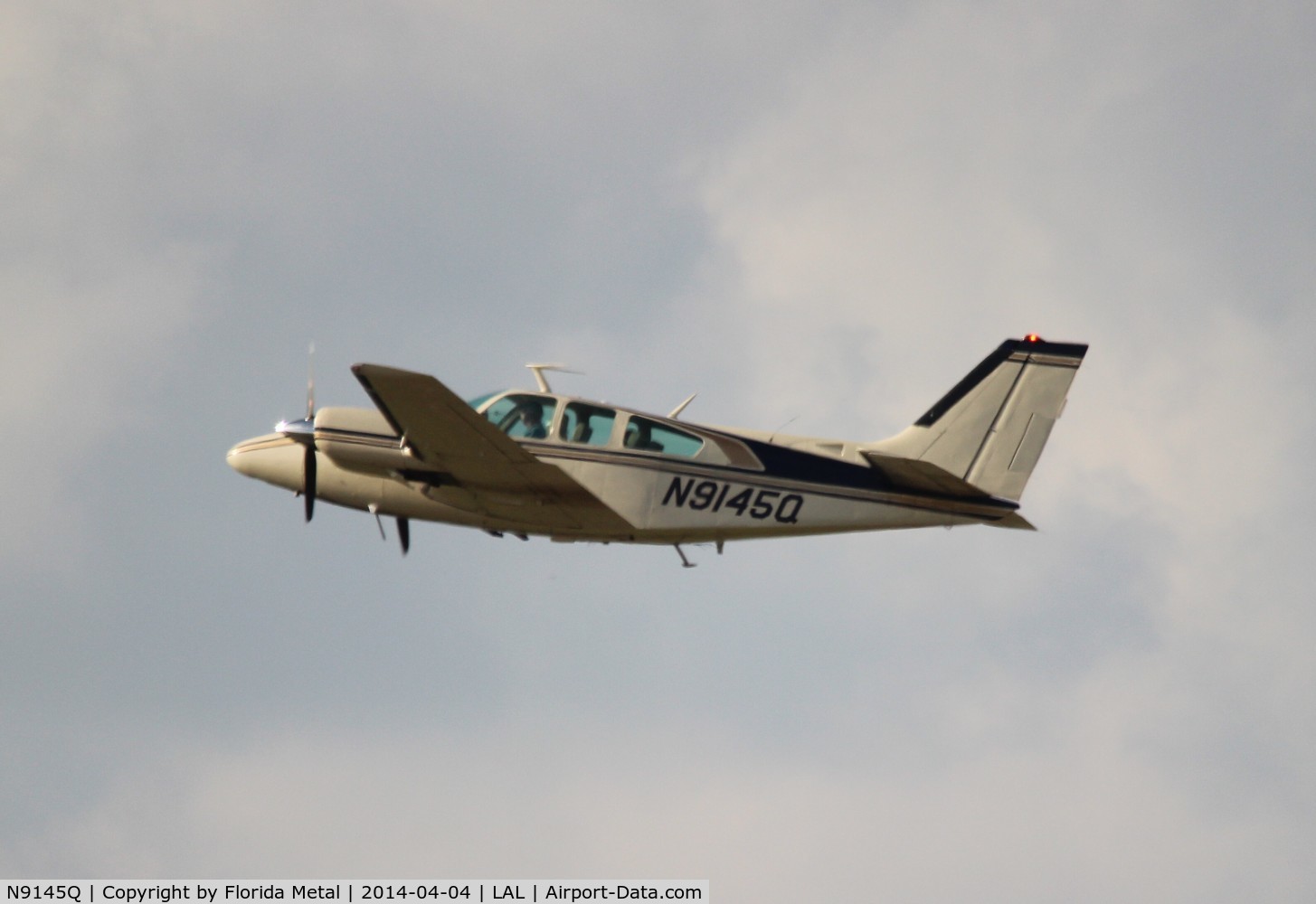 N9145Q, 1971 Beech E-55 Baron C/N TE-834, Beech Baron 55