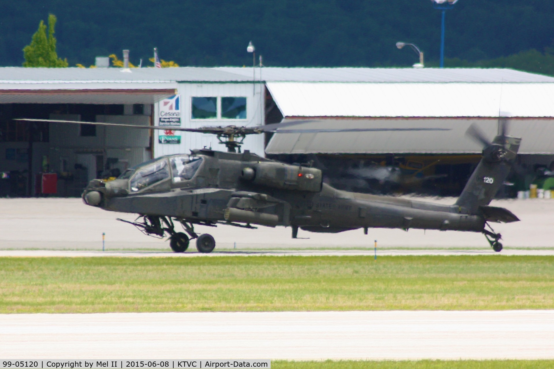 99-05120, Boeing AH-64D C/N PVD120, Taxi From Landing RWY 36