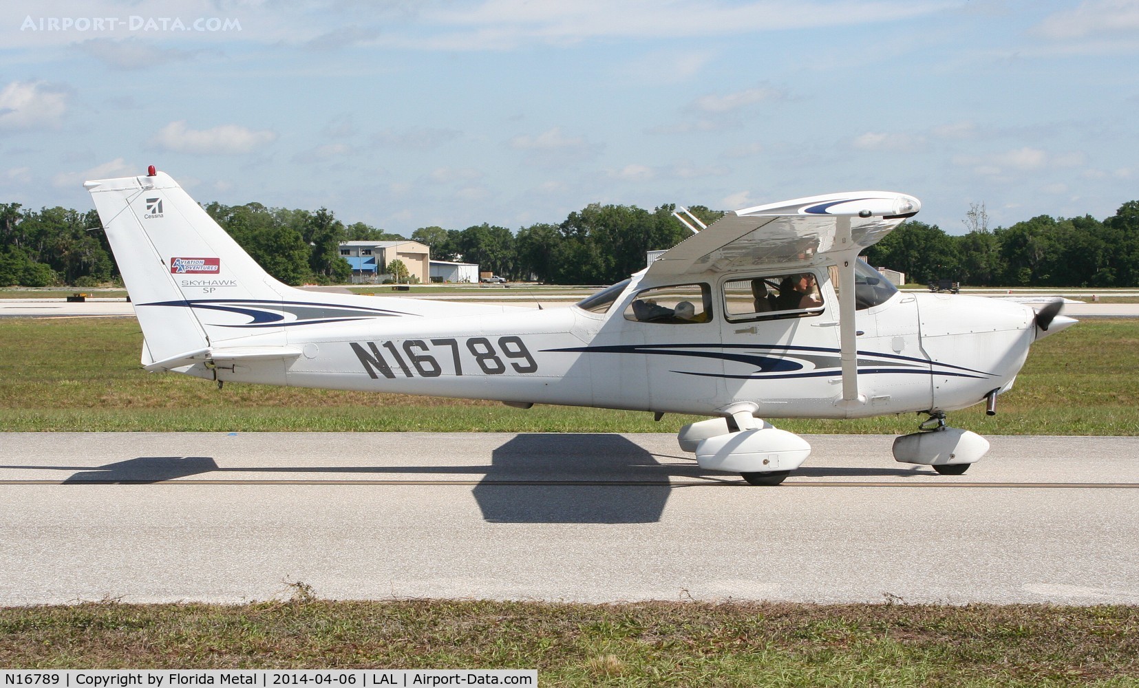N16789, 2005 Cessna 172S C/N 172S9916, Cessna 172S