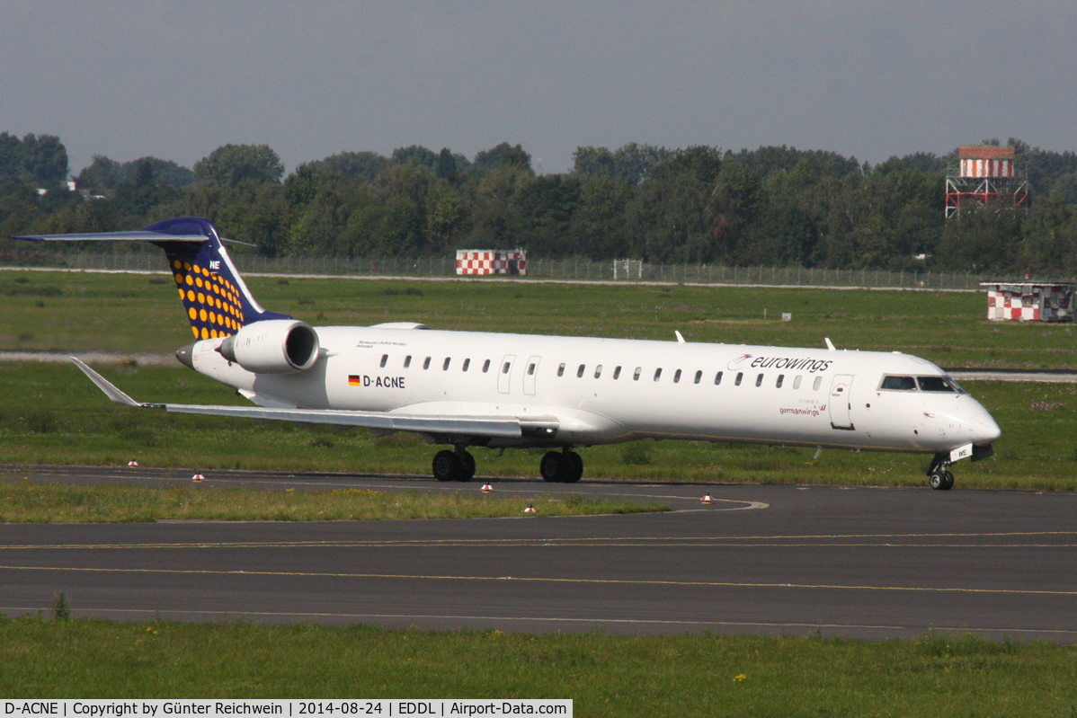 D-ACNE, 2009 Bombardier CRJ-900ER (CL-600-2D24) C/N 15241, Arriving