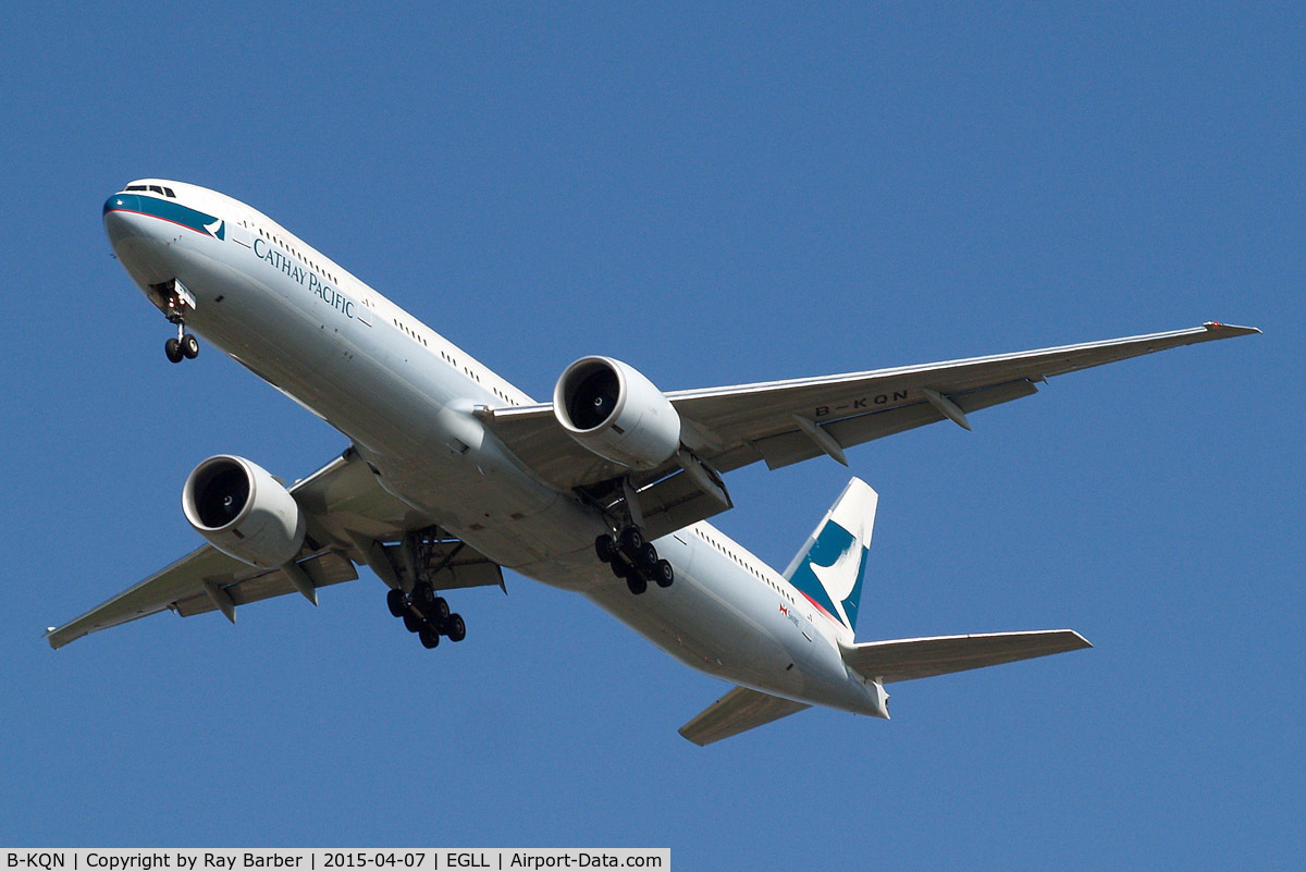 B-KQN, 2014 Boeing 777-367/ER C/N 41761, Boeing 777-367ER [41761] (Cathay Pacific Airways) Home~G 07/04/2015. On approach 27R.